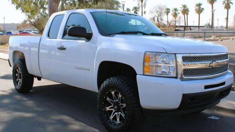 CHEVROLET SILVERADO 2011 1GCRKPE36BZ403198 image