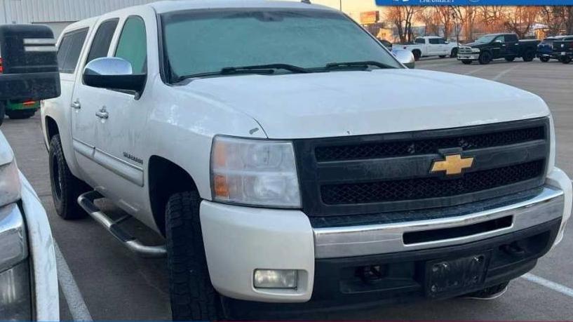 CHEVROLET SILVERADO 2011 3GCPKSE32BG330258 image