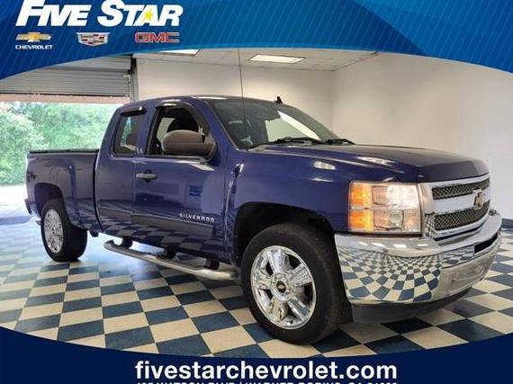 CHEVROLET SILVERADO 2013 1GCRCSE04DZ132733 image
