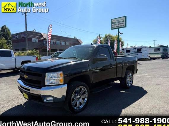 CHEVROLET SILVERADO 2013 1GCNCSE06DZ382523 image