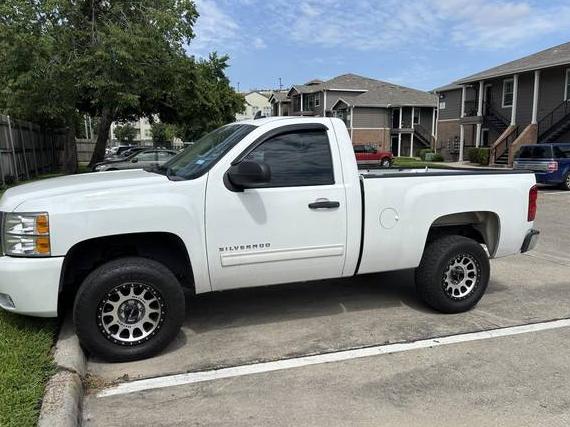 CHEVROLET SILVERADO 2013 1GCNKSE04DZ312604 image