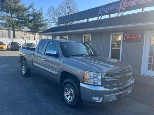 CHEVROLET SILVERADO 2013 1GCRCSE05DZ309421 image