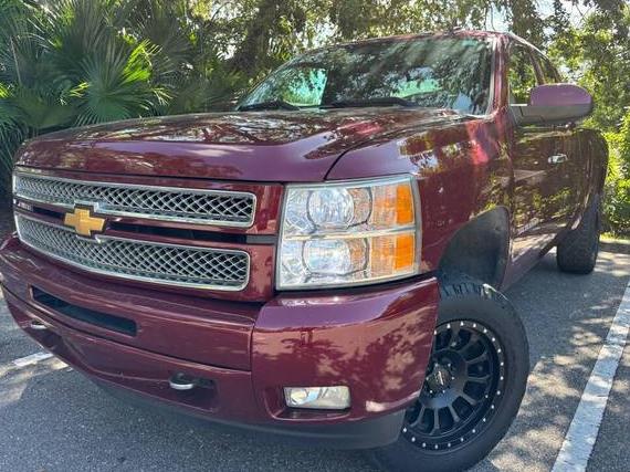 CHEVROLET SILVERADO 2013 1GCRKSE75DZ101653 image