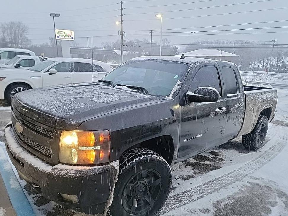 CHEVROLET SILVERADO 2010 1GCSKSE36AZ243942 image