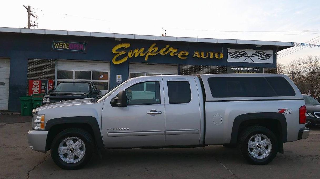 CHEVROLET SILVERADO 2010 1GCSKSE25AZ130975 image