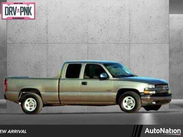 CHEVROLET SILVERADO 2000 2GCEC19T6Y1203040 image