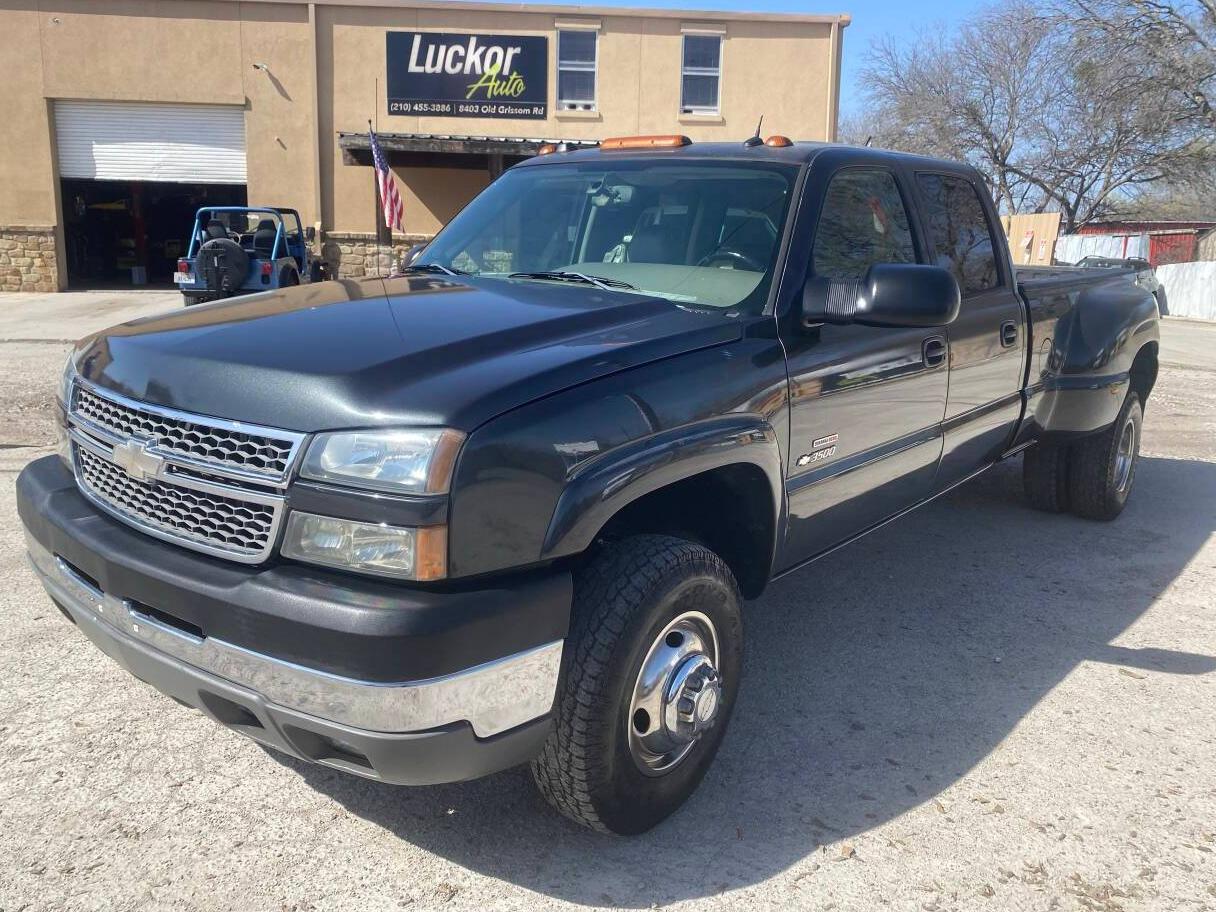 CHEVROLET SILVERADO 2005 1GCJK332X5F896504 image