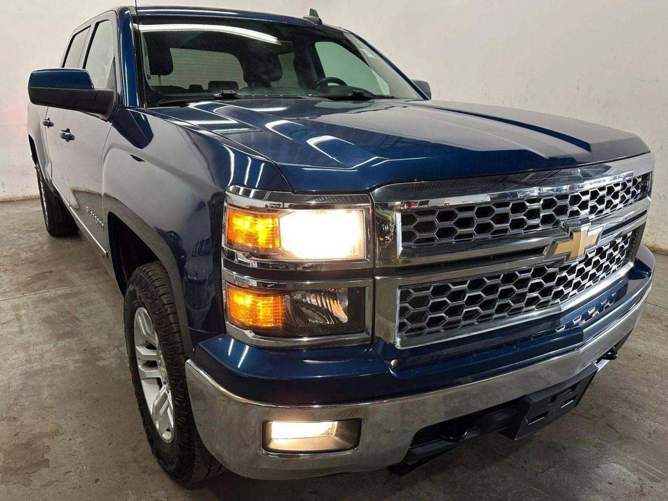 CHEVROLET SILVERADO 2015 3GCUKREC4FG214674 image