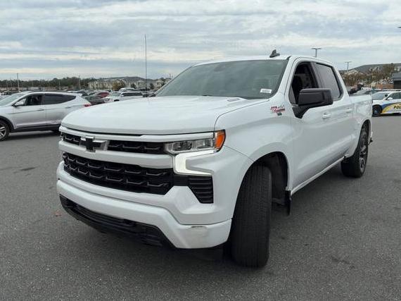 CHEVROLET SILVERADO 2022 1GCUDEET6NZ607075 image CHEVROLET SILVERADO 2022 1GCUDEET6NZ607075 image