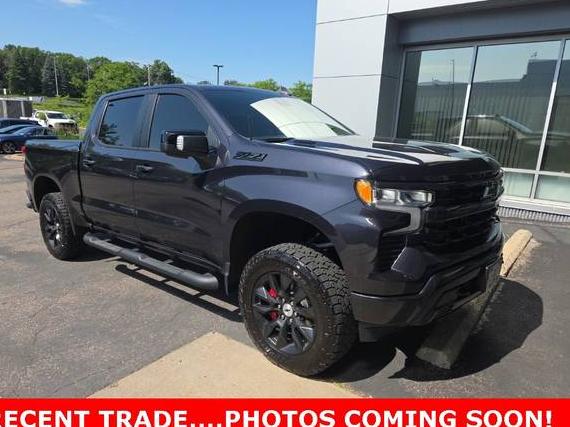 CHEVROLET SILVERADO 2022 1GCUDEET9NZ603635 image