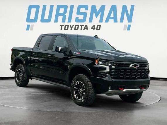 CHEVROLET SILVERADO 2022 3GCUDHEL9NG672780 image