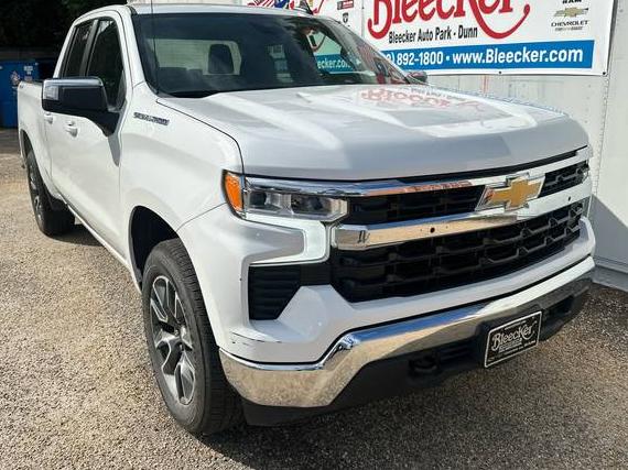 CHEVROLET SILVERADO 2022 1GCRDKEK1NZ640884 image CHEVROLET SILVERADO 2022 1GCRDKEK1NZ640884 image