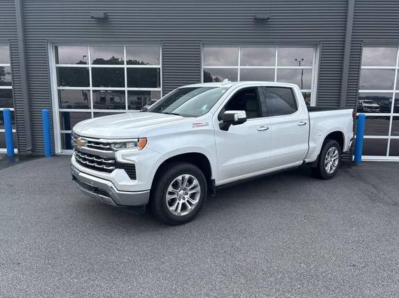 CHEVROLET SILVERADO 2022 1GCUDGED3NZ589235 image