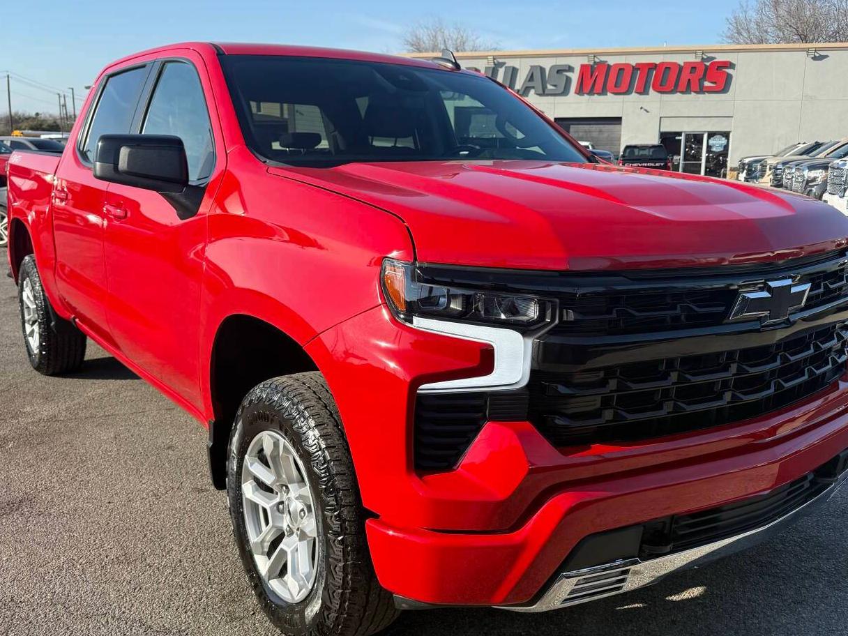 CHEVROLET SILVERADO 2022 1GCUDEED5NZ624779 image