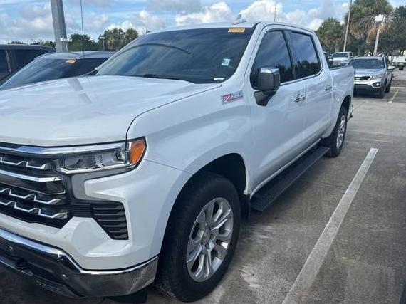 CHEVROLET SILVERADO 2022 2GCUDGED2N1500490 image