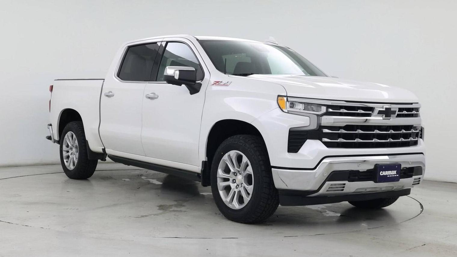 CHEVROLET SILVERADO 2022 1GCUDGED1NZ642692 image