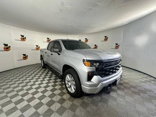 CHEVROLET SILVERADO 2022 1GCPABEK3NZ513439 image