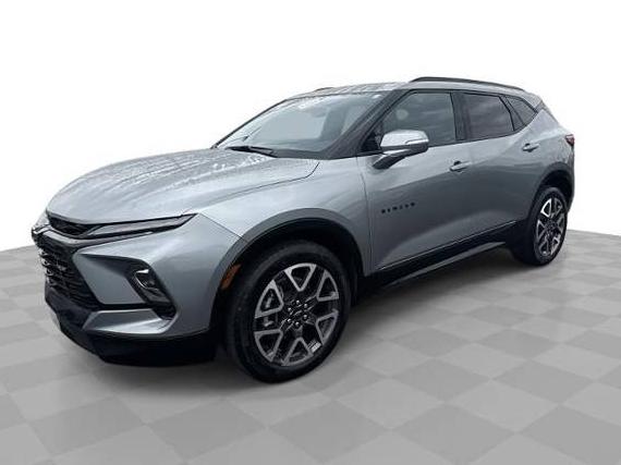 CHEVROLET BLAZER 2023 3GNKBERS8PS168371 image