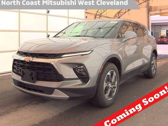 CHEVROLET BLAZER 2023 3GNKBHR46PS177461 image