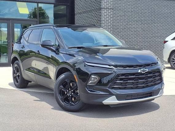 CHEVROLET BLAZER 2023 3GNKBHR48PS228846 image