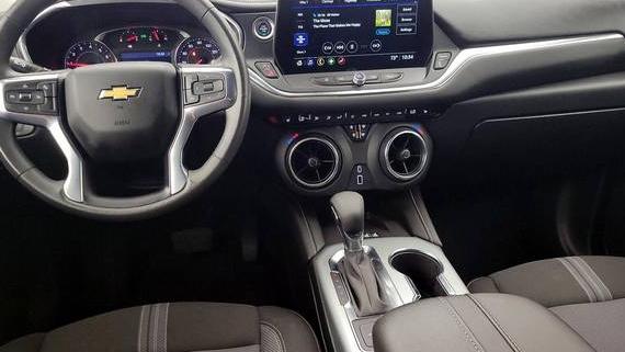CHEVROLET BLAZER 2023 3GNKBCR44PS208175 image