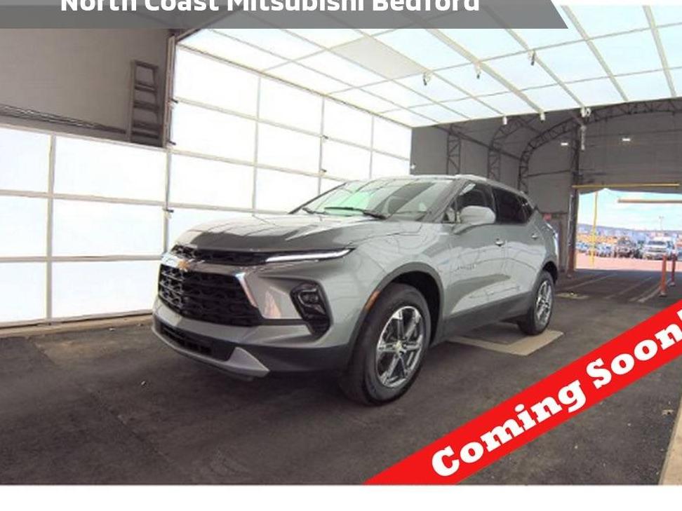 CHEVROLET BLAZER 2023 3GNKBCR45PS126195 image