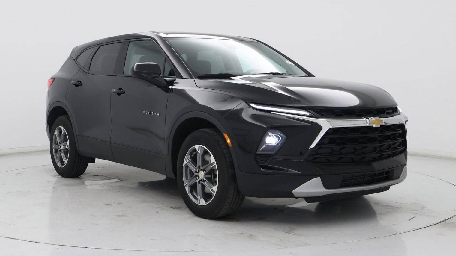 CHEVROLET BLAZER 2023 3GNKBCR4XPS152243 image CHEVROLET BLAZER 2023 3GNKBCR4XPS152243 image
