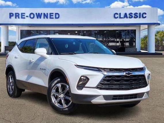 CHEVROLET BLAZER 2023 3GNKBCR46PS220568 image
