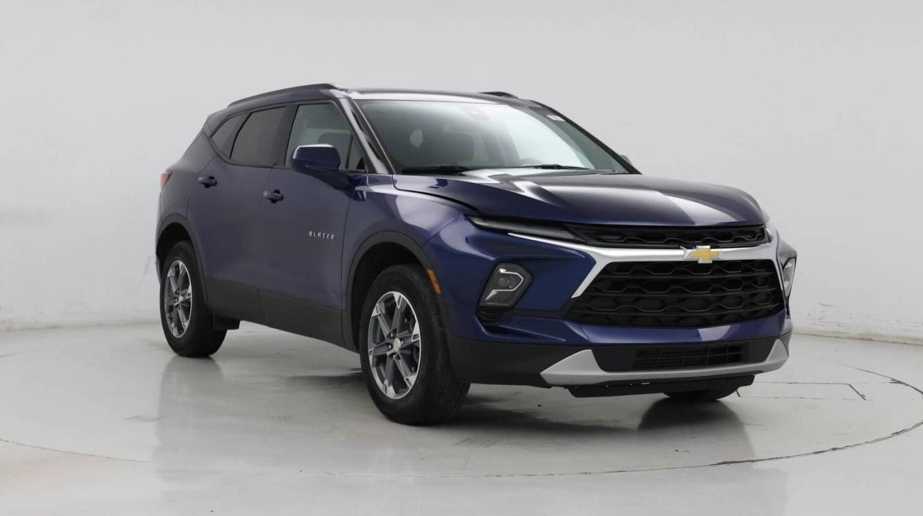 CHEVROLET BLAZER 2023 3GNKBCR40PS130137 image