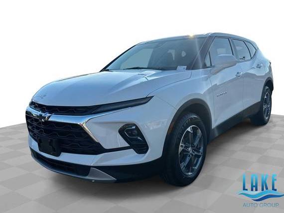 CHEVROLET BLAZER 2023 3GNKBHR44PS152817 image CHEVROLET BLAZER 2023 3GNKBHR44PS152817 image