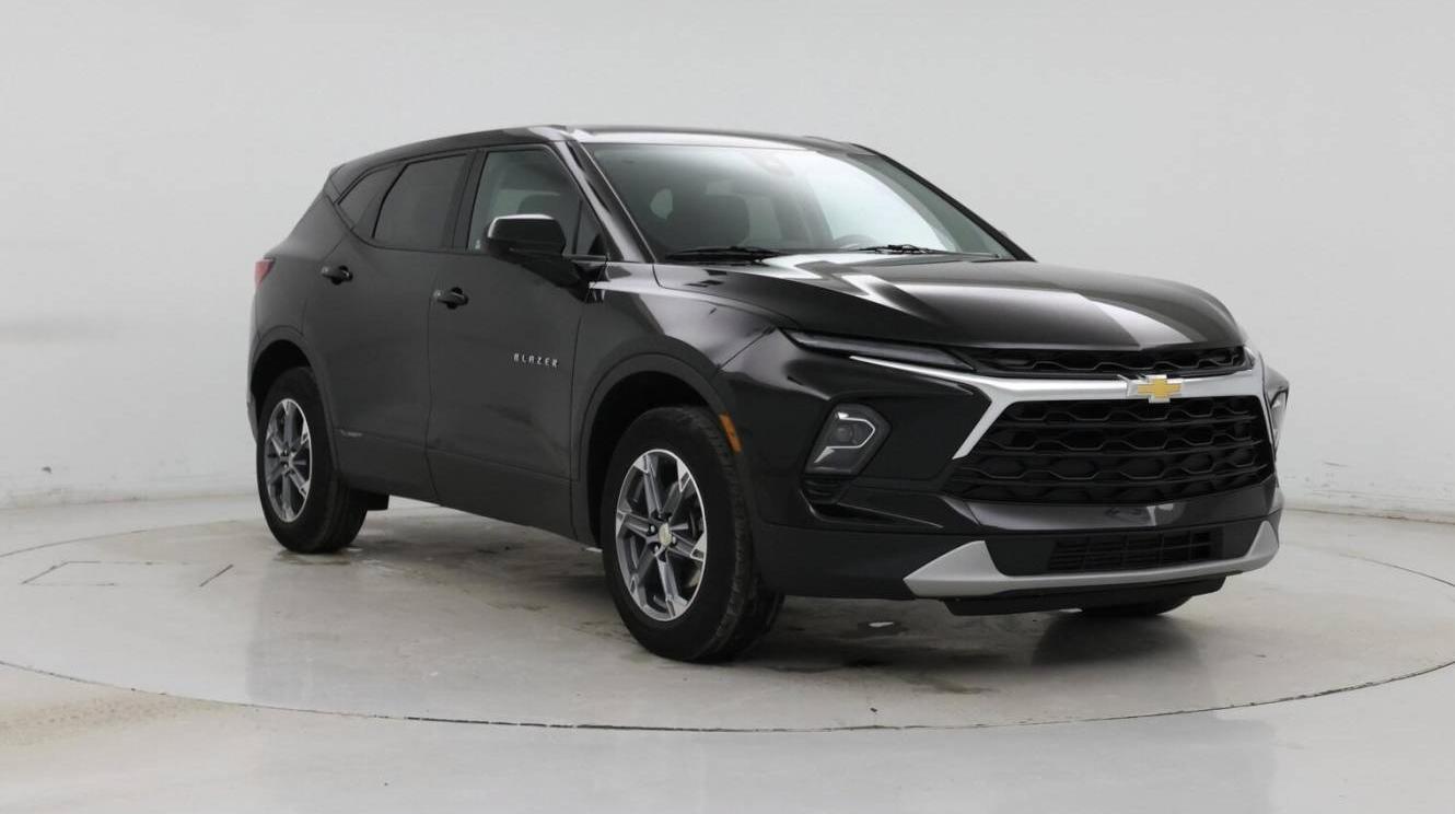 CHEVROLET BLAZER 2023 3GNKBCR4XPS114771 image