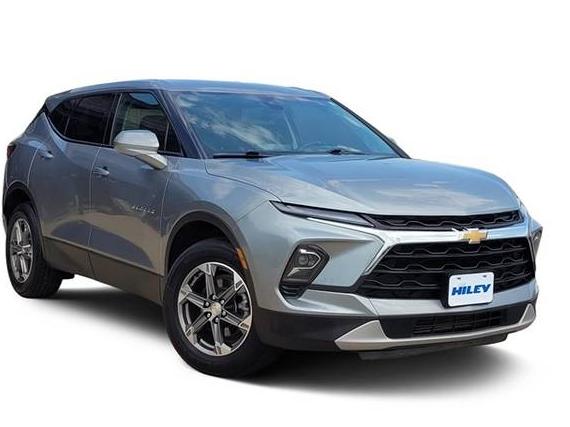 CHEVROLET BLAZER 2023 3GNKBHR40PS219235 image