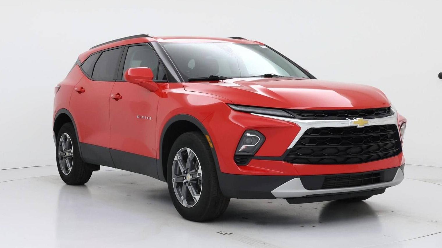 CHEVROLET BLAZER 2023 3GNKBCR4XPS130601 image