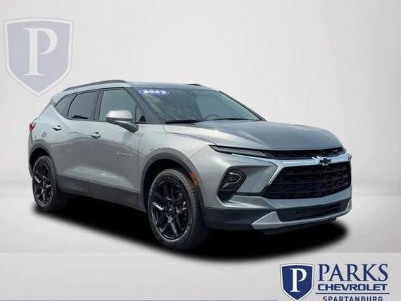 CHEVROLET BLAZER 2023 3GNKBCR44PS203235 image