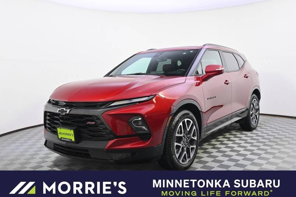 CHEVROLET BLAZER 2023 3GNKBKRS5PS137223 image