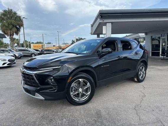CHEVROLET BLAZER 2023 3GNKBCR43PS199291 image