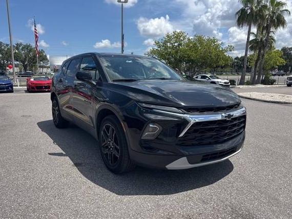 CHEVROLET BLAZER 2023 3GNKBCR43PS176156 image