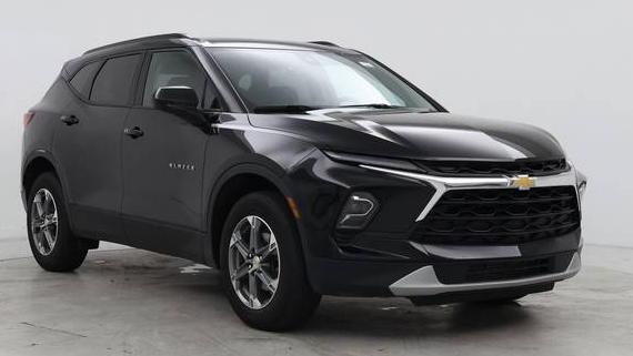 CHEVROLET BLAZER 2023 3GNKBCR48PS227554 image