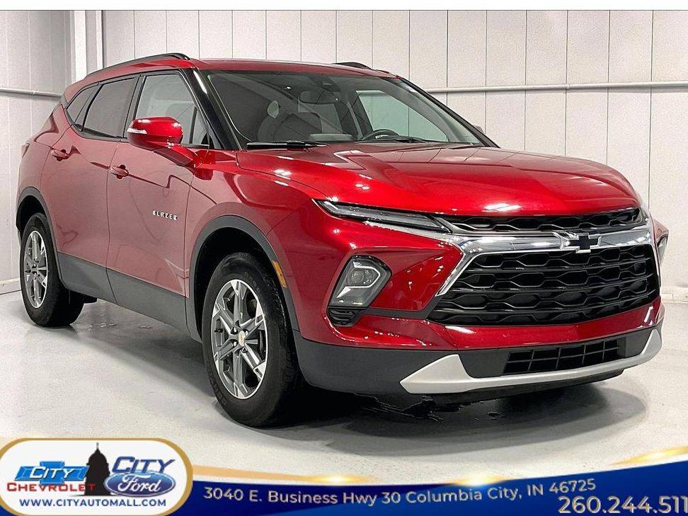 CHEVROLET BLAZER 2023 3GNKBDRS4PS206432 image