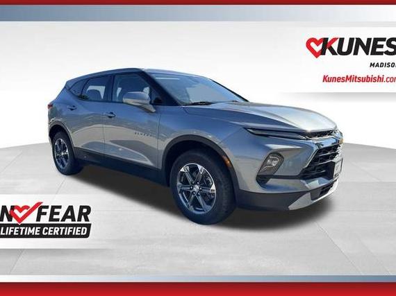 CHEVROLET BLAZER 2023 3GNKBCR48PS178226 image