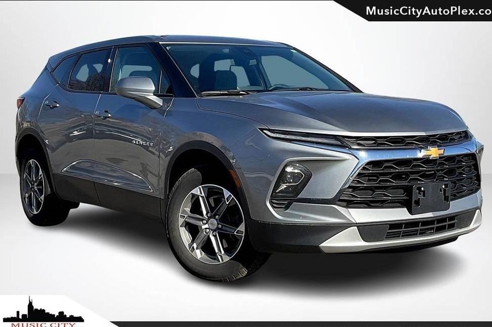 CHEVROLET BLAZER 2023 3GNKBCR46PS216102 image