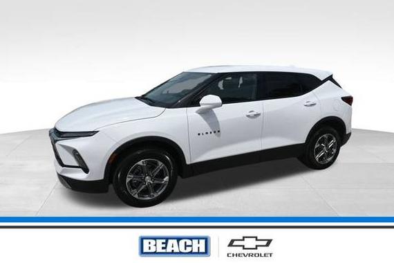 CHEVROLET BLAZER 2023 3GNKBCR45PS166891 image