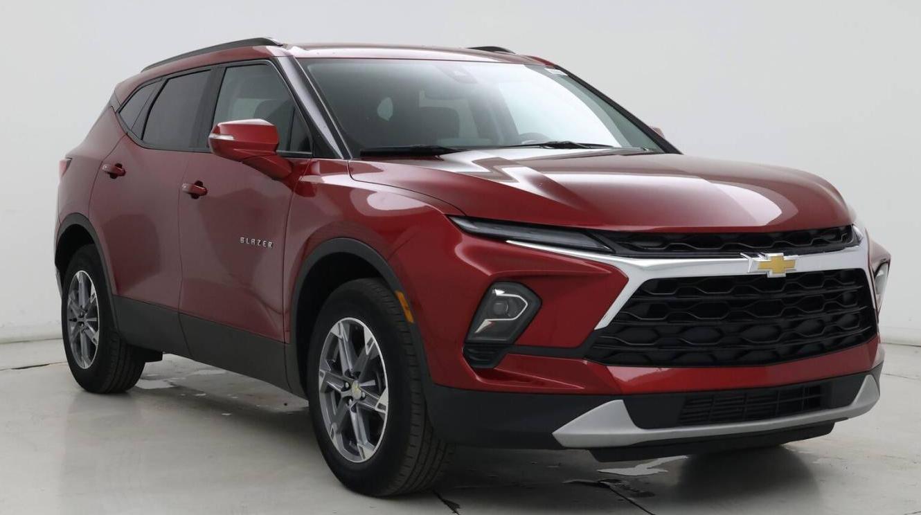 CHEVROLET BLAZER 2023 3GNKBDR45PS162832 image