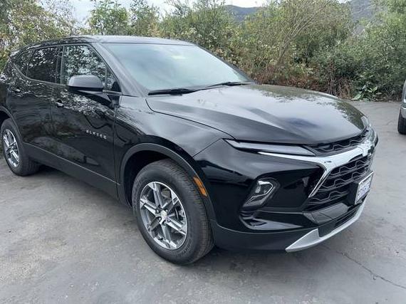CHEVROLET BLAZER 2023 3GNKBCR45PS100809 image