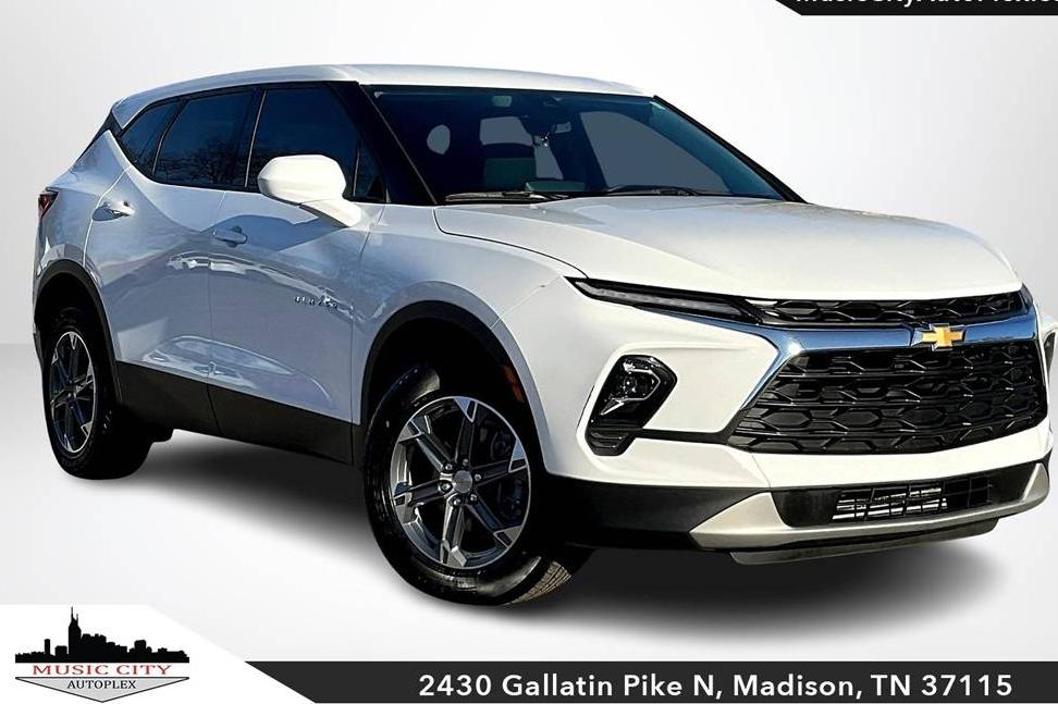 CHEVROLET BLAZER 2023 3GNKBCR4XPS176512 image