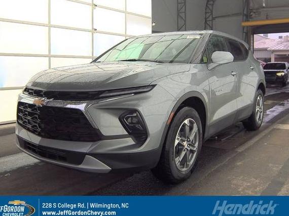 CHEVROLET BLAZER 2023 3GNKBCR46PS222711 image