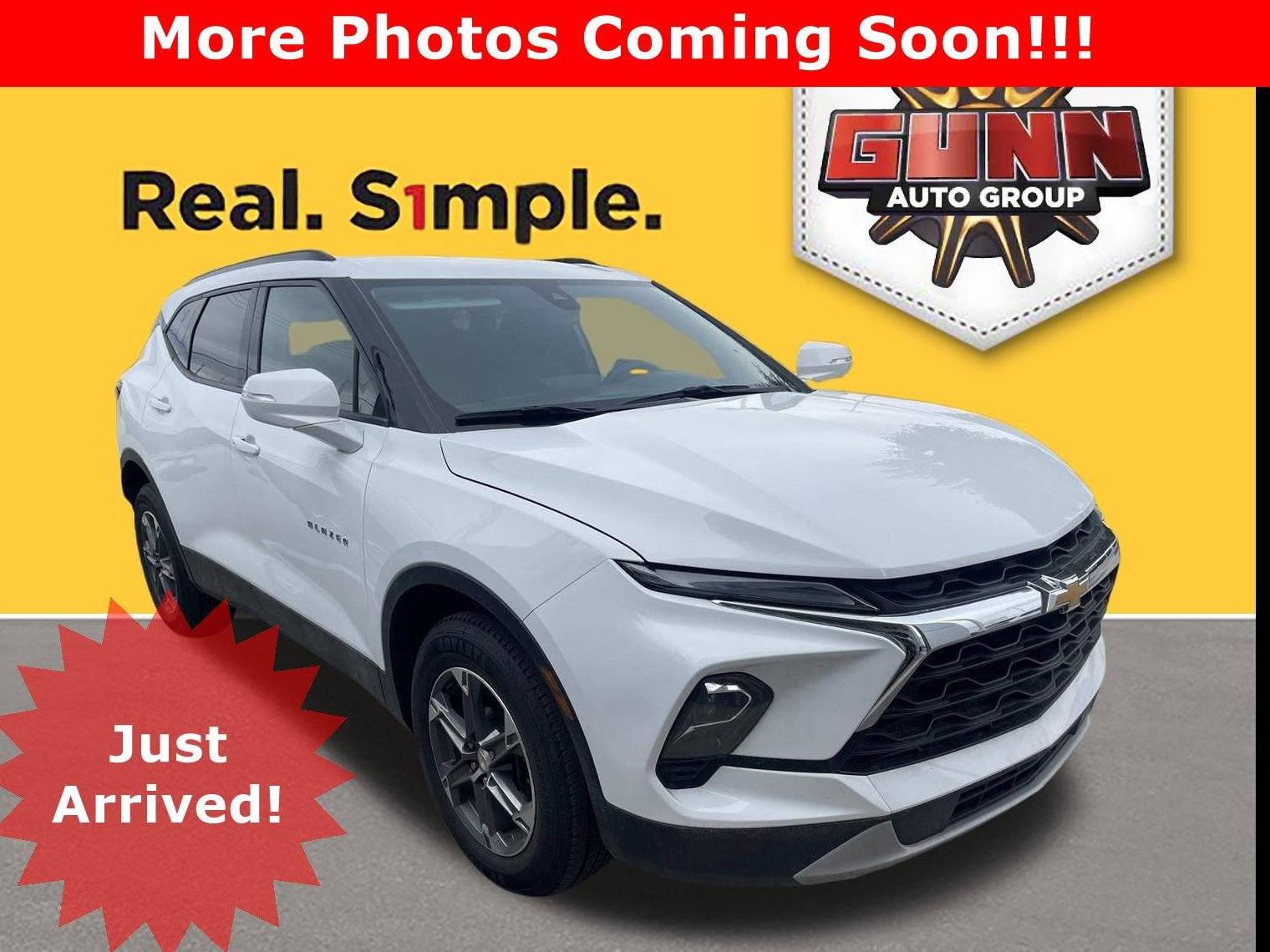 CHEVROLET BLAZER 2023 3GNKBJRS9PS214248 image