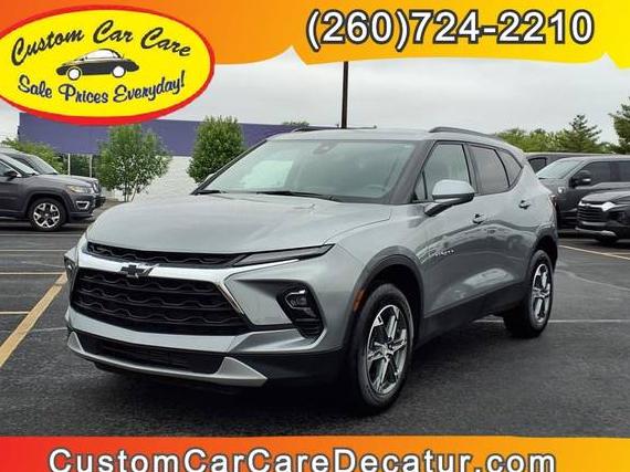 CHEVROLET BLAZER 2023 3GNKBCR4XPS233548 image