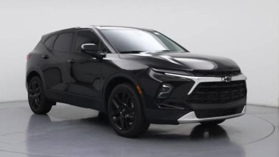 CHEVROLET BLAZER 2023 3GNKBCR44PS192298 image