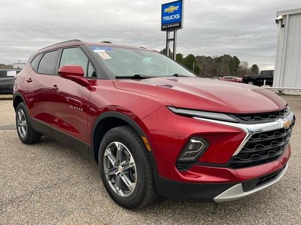 CHEVROLET BLAZER 2023 3GNKBCR49PS129326 image